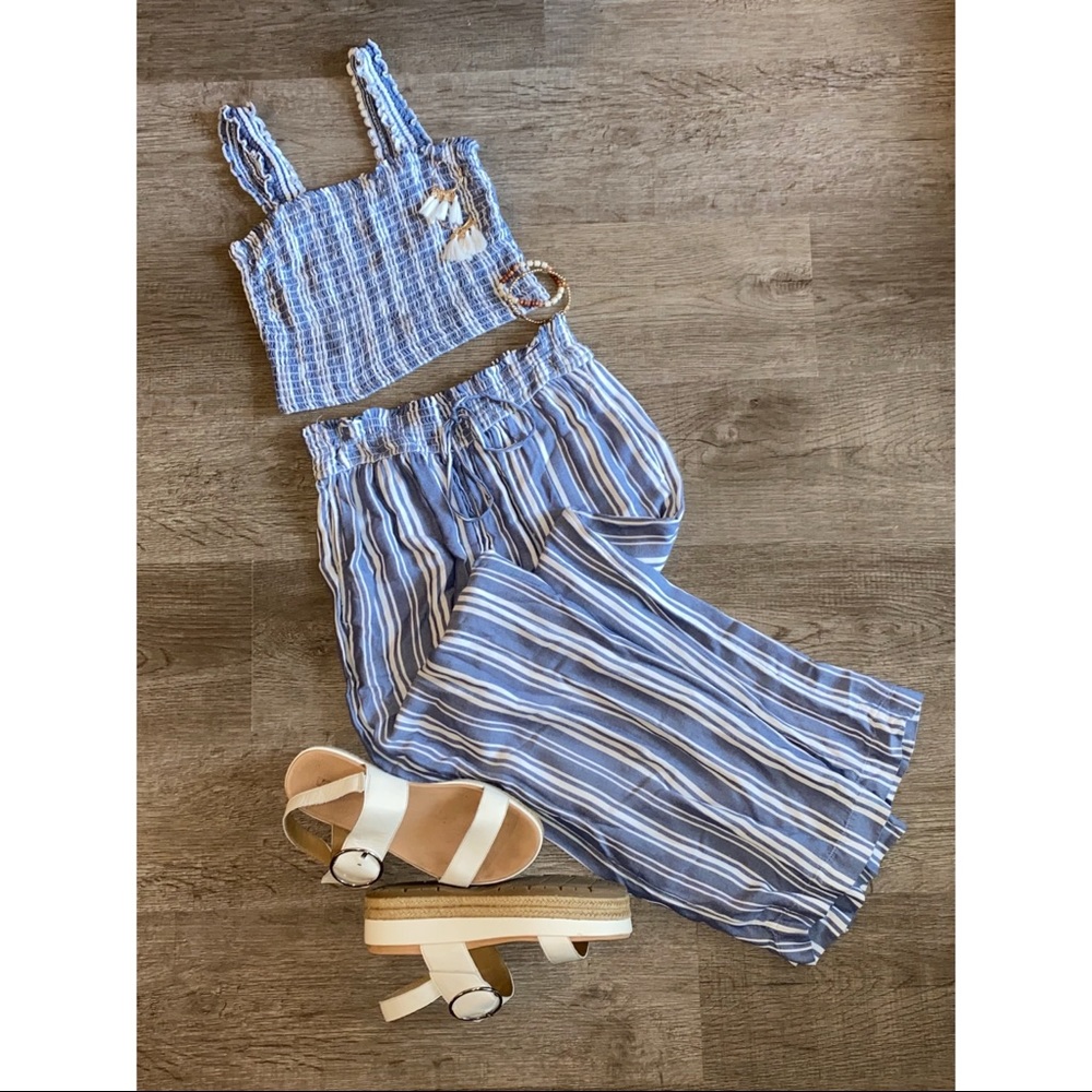 Hollister Two-Piece Jumpsuit! Matching Smocked Top with High-Waisted Pants